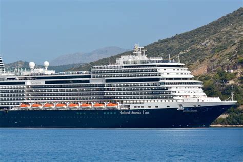 A Dozen Interesting Features Of New Holland America Ship