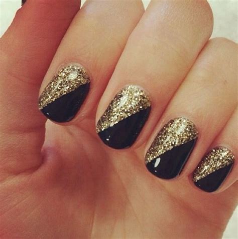 Black and gold | Gold gel nails, Black gold nails, Gold nails