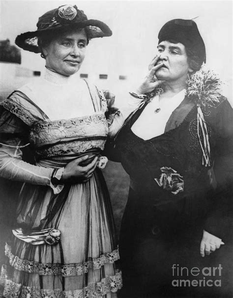 Helen Keller And Anne Sullivan Photograph by Bettmann - Fine Art America