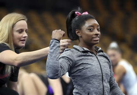 Simone Biles returns with a focus on 2020 Olympics