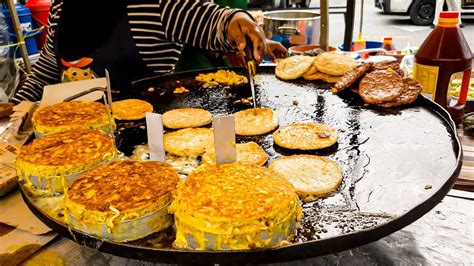 Roti Boom | Malaysian Delicious Cheapest Street Food - YouTube