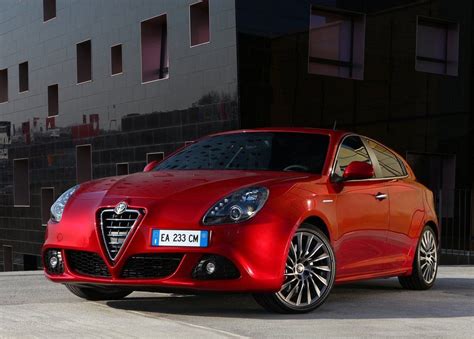 2011 Alfa Romeo Giulietta Review | Cars Exclusive Videos and Photos Updates