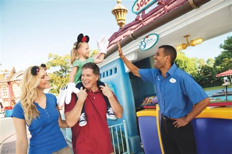 How Disney Empowers Its Employees to Deliver Exceptional Customer Service - SPONSOR CONTENT FROM ...