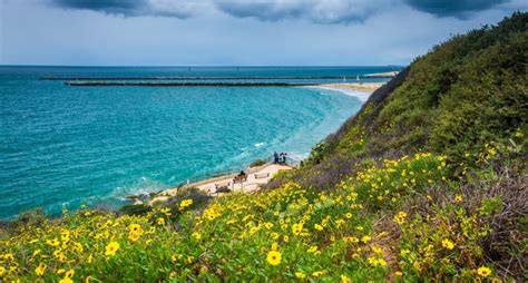 Corona Del Mar State Beach in Newport Beach, CA - California Beaches