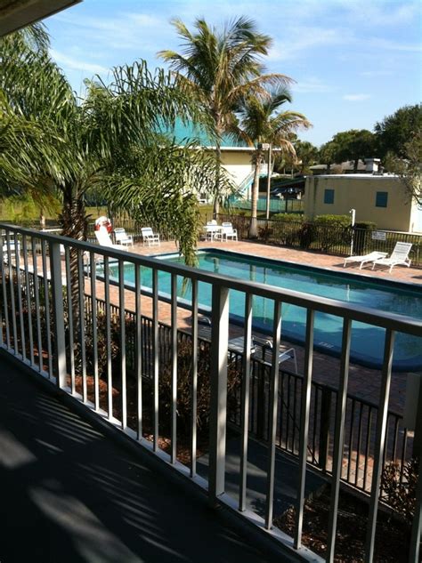 Days Inn By Wyndham Fort Pierce Midtown, 3224 S US Highway 1, Fort Pierce, FL, Hotels and motels ...