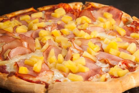 Top Chef Finally Ends The ‘Pineapple On Pizza’ Debate – Sick Chirpse