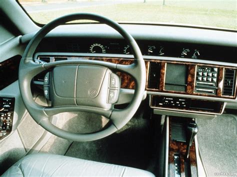 Fotos de Buick Regal Sedan 1990