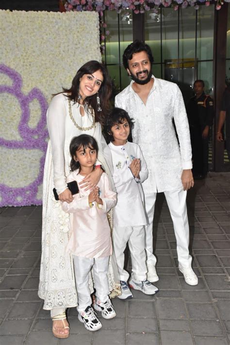 Riteish Deshmukh and Genelia D’Souza Make A Stunning Appearance With Their Kids In Desi Outfits ...