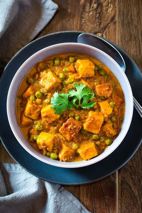 Matar Paneer Recipe - I Knead to Eat