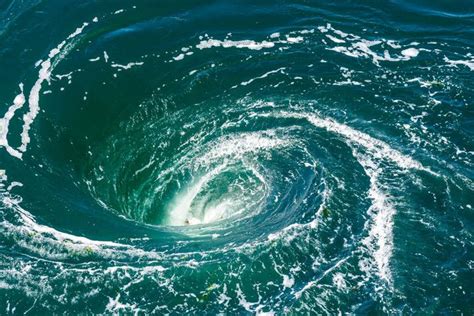 Whirlpools 101: how they form, are they dangerous, and how to survive ...