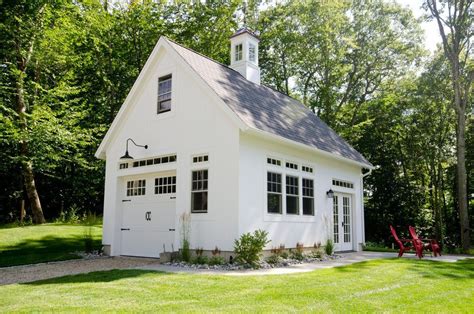 garage studio apartment shed farmhouse with foundation planting ...