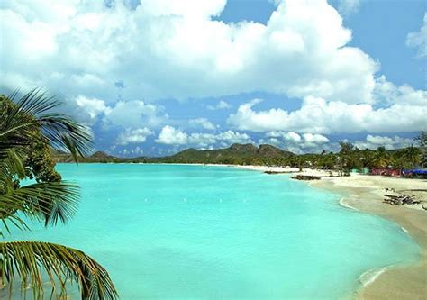 Jolly Beach – Visit Antigua & Barbuda