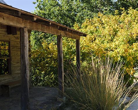 Auld House Front Porch | The Auld house at the San Antonio B… | Flickr