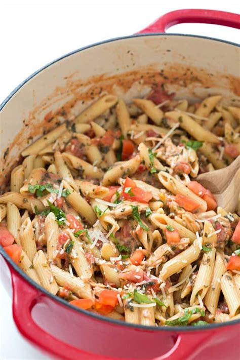 20-Minute Tuscan Chicken with Penne Pasta - Gal on a Mission