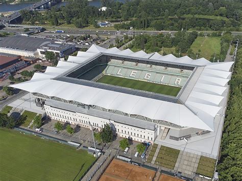 File:Legia Warsaw Stadium aerial 2022.jpg - Wikimedia Commons