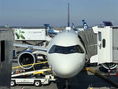 Limited catering and lavatory quirks sully Delta A321neo experience ...