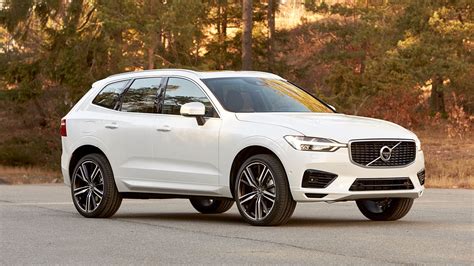 Foto Volvo 2017 XC60 T8 R-Design Bianco Auto 1920x1080