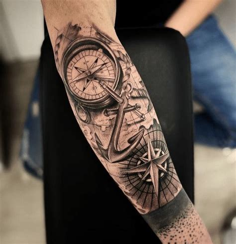 Compass Tattoo To Give You Direction [Guide For 2021] - Tattoo Stylist ...