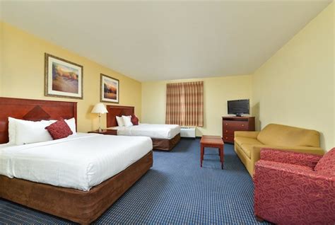 Hotel in Dover Delaware | MainStay Suites Dover