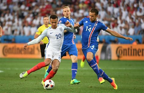 Iceland Football - Iceland’s incredible rise to the top of football ...