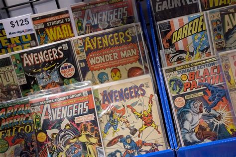 Teaching Comics: A Syllabus - JSTOR Daily