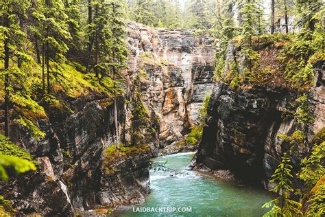 A Guide to Maligne Canyon in Jasper National Park — LAIDBACK TRIP