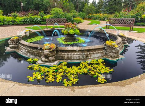 Fountain in the English Garden, Assiniboine Park, Winnipeg, Manitoba, Canada Stock Photo - Alamy