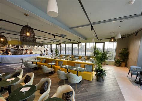 Skylight Peckham - A 250-Person Roof Bar Overlooking South London...