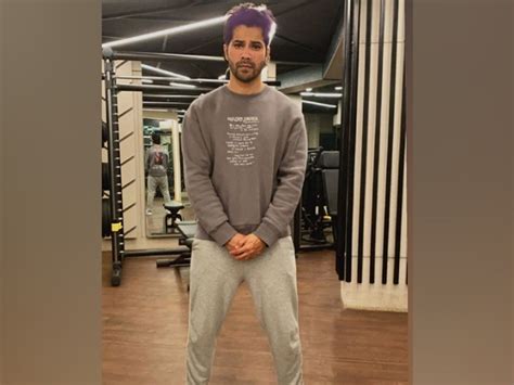 Varun Dhawan’s New Look In Purple Hair Colour On Instagram - Boldsky.com