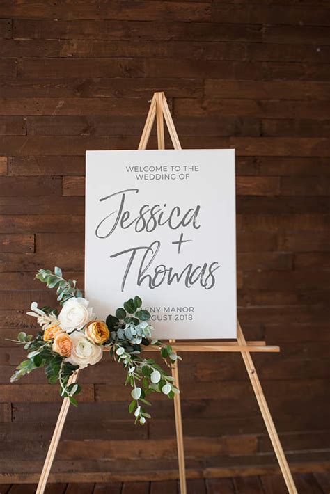 37 Etsy Wedding Welcome Signs That Will Help You Greet Your Guests in Style | Junebug Weddings