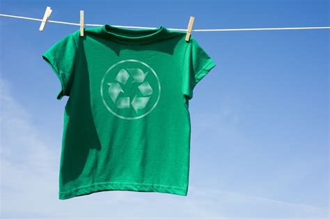 Green And Glamour: 10 Eco-Friendly Fashion Tips