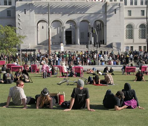 Protesters @ LA City Hall | Protesters gather in front of Lo… | Flickr