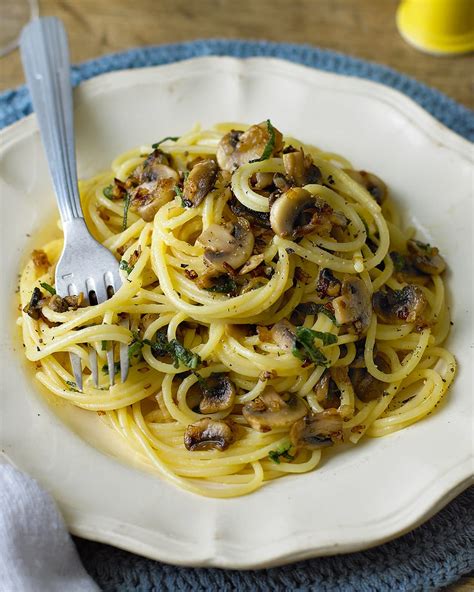 Mushroom carbonara recipe | delicious. magazine