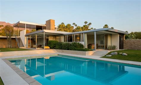 In Palm Springs, Neutra’s Kaufmann Desert House seeks $25 million - Los Angeles Times