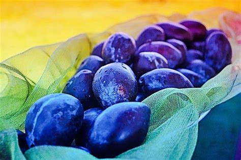 Power of prunes: How to cut holiday weight - AZ Big Media