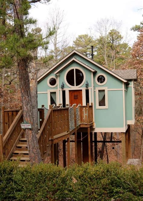 13 Best Eureka Springs Treehouse Cabins, Arkansas 2023 - Top Treehouses