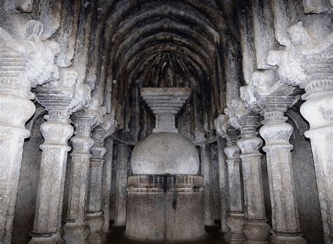 Lenyadri Ganpati (Girijatmaj) Temple - Historical Things