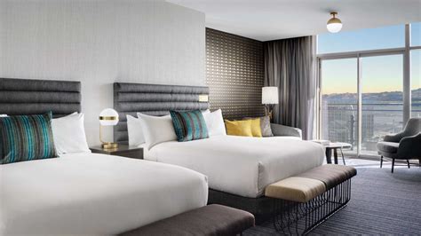 Las Vegas Luxury Hotel Rooms and Suites | The Cosmopolitan