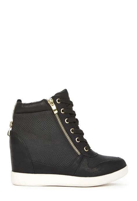 Beya in Black - Get great deals at JustFab