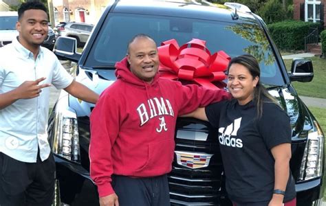 Video: Tua Tagovailoa Surprises Mom With Brand New Cadillac for Mother ...