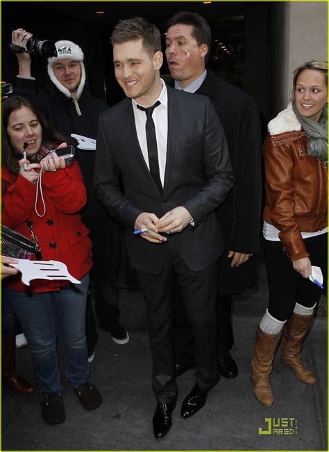 Michael Buble: Wedding Date Set!: Photo 2499647 | Michael Buble Photos | Just Jared: Celebrity ...