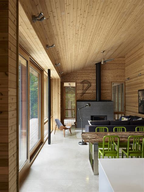 Ultra-Modern Cabin Blends Rustic Warmth With Modern Minimalism