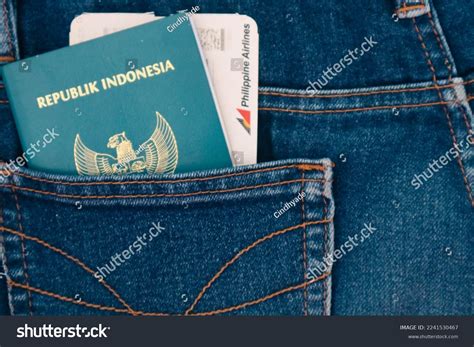 Indonesia July 2022 Indonesian Passport Philippines Stock Photo 2241530467 | Shutterstock