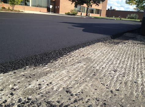 Asphalt Milling and Paving | Asphalt Grinding & Pulverizing in Toronto