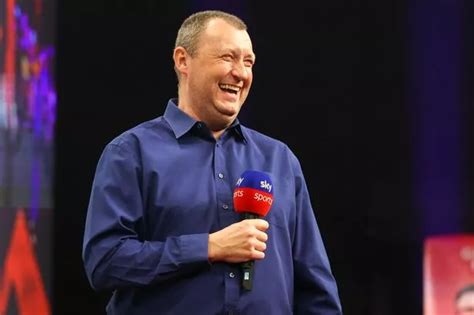 Wayne Mardle admits he forgot to commentate for Luke Littler’s breathtaking performance - Daily Star