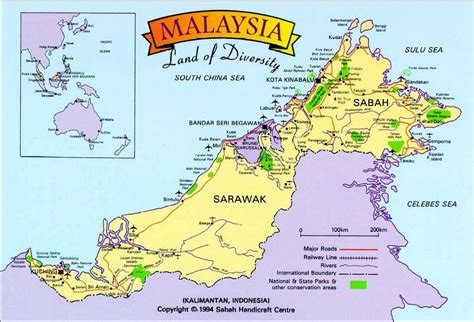 Map of Sabah in Borneo island(left); and Map of rivers in Sabah (right ...