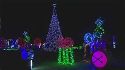 Nela Park in East Cleveland holds holiday lighting ceremony | wkyc.com