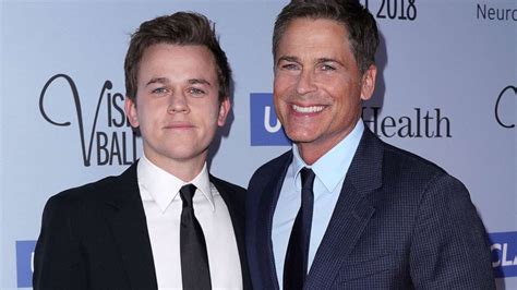 Rob Lowe applauds son John for 2 years of sobriety - ABC News