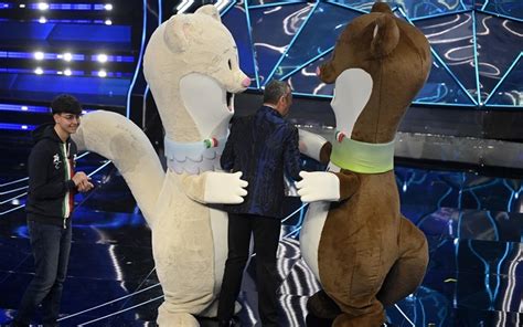 Sanremo 2024, presentate le mascotte ufficiali delle Olimpiadi di Milano-Cortina 2026. FOTO ...