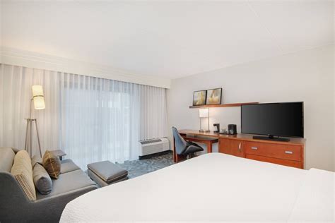 Homewood, Alabama Suites | Courtyard Birmingham Homewood